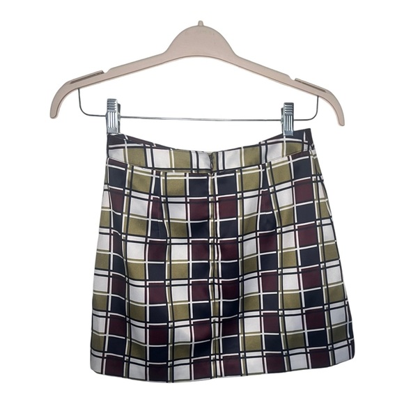 90’s BCBG Mod Mini Skirt - Picture 3 of 4